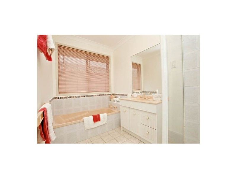 12 Bamboo Way, Stanhope Gardens NSW 2768