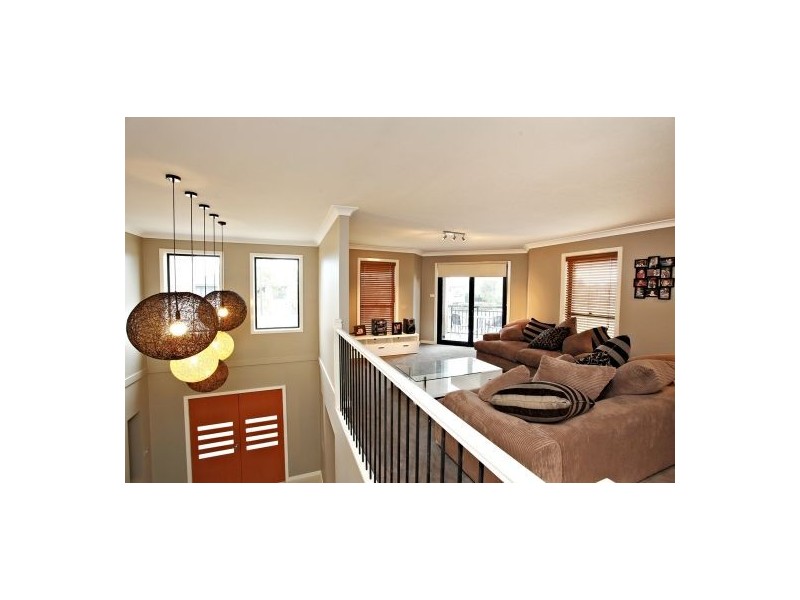 127 Perfection Ave, Stanhope Gardens NSW 2768