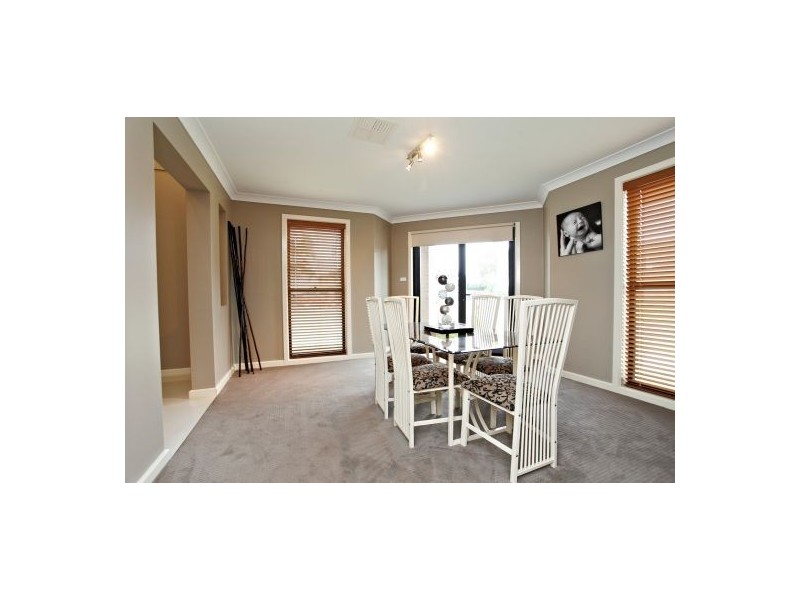 127 Perfection Ave, Stanhope Gardens NSW 2768