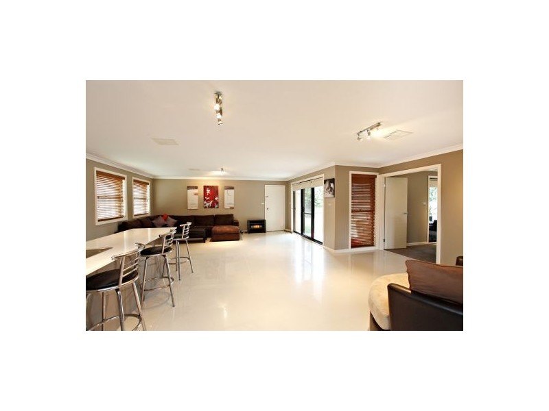 127 Perfection Ave, Stanhope Gardens NSW 2768