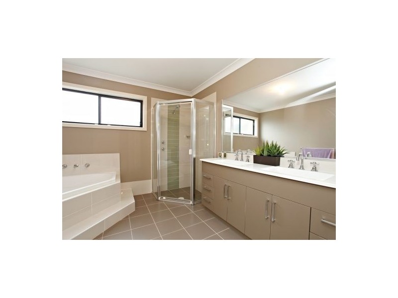 127 Perfection Ave, Stanhope Gardens NSW 2768