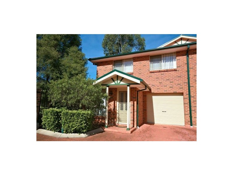 4/9 Stanbury Place, Quakers Hill NSW 2763