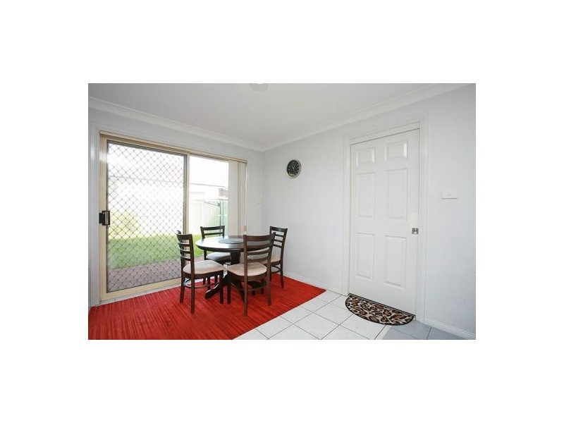 4/9 Stanbury Place, Quakers Hill NSW 2763