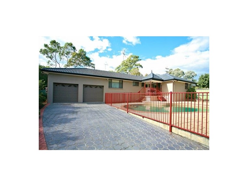 1 Glenrowan Avenue, Kellyville NSW 2155