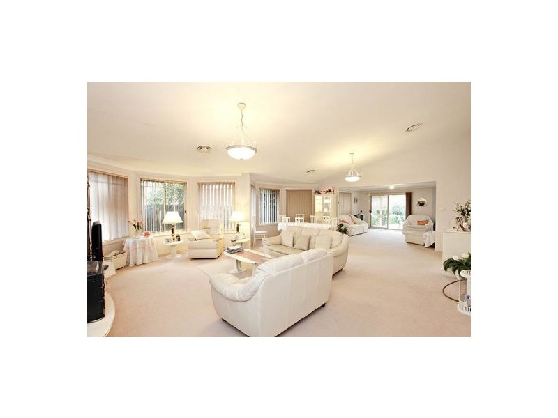 5 Yanco Glen, Glenwood NSW 2768