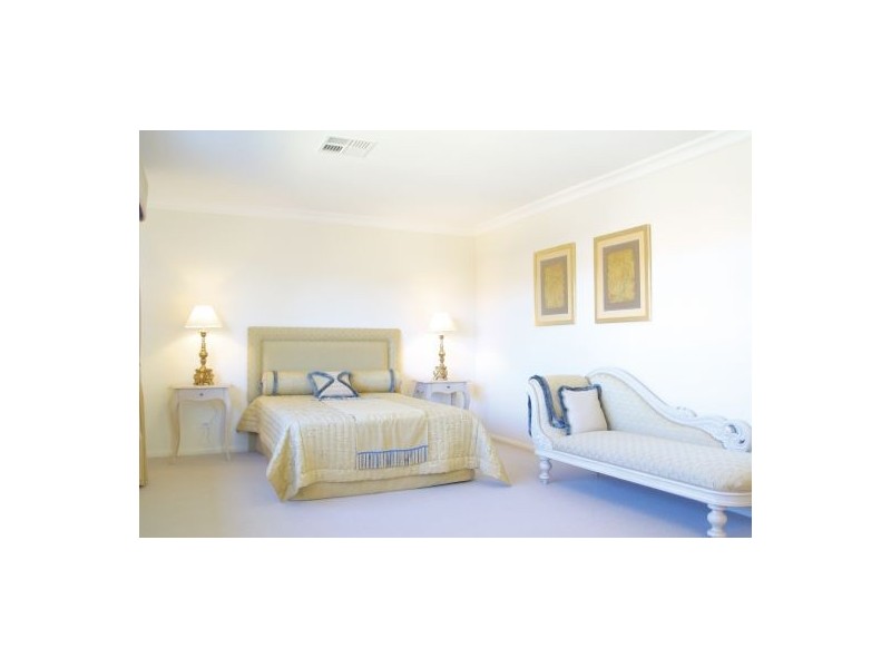 77 River Oak Circuit, Kellyville NSW 2155