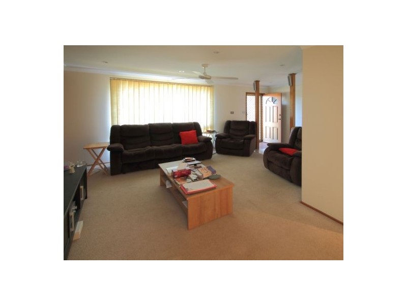 6 Denton Grove, Quakers Hill NSW 2763