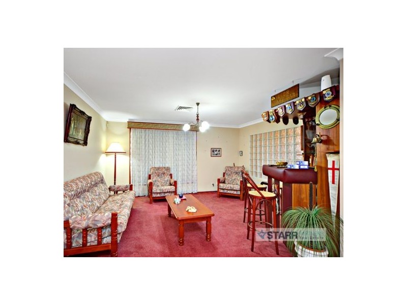 66 Aylward Ave, Quakers Hill NSW 2763