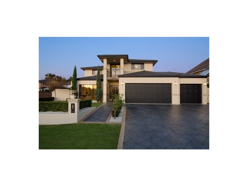 10 Emlyn Place, Beaumont Hills NSW 2155