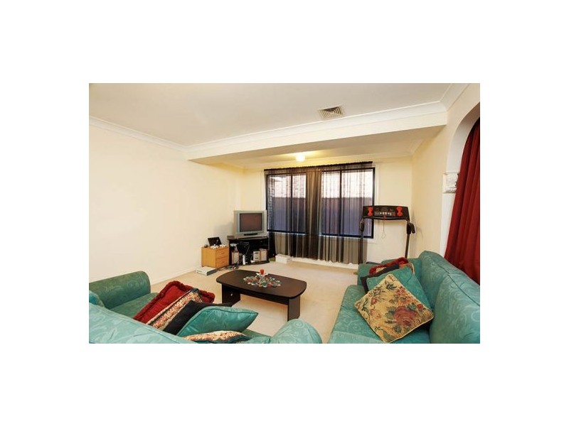 19 Ipswich Ave, Glenwood NSW 2768