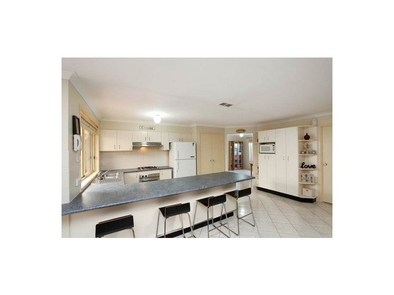 4  Grech Place, Glenwood NSW 2768