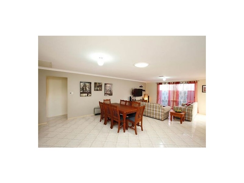 4  Grech Place, Glenwood NSW 2768