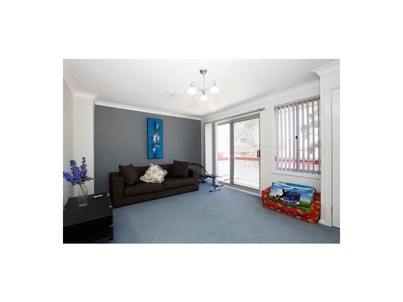 1 Croft Place, Glenwood NSW 2768