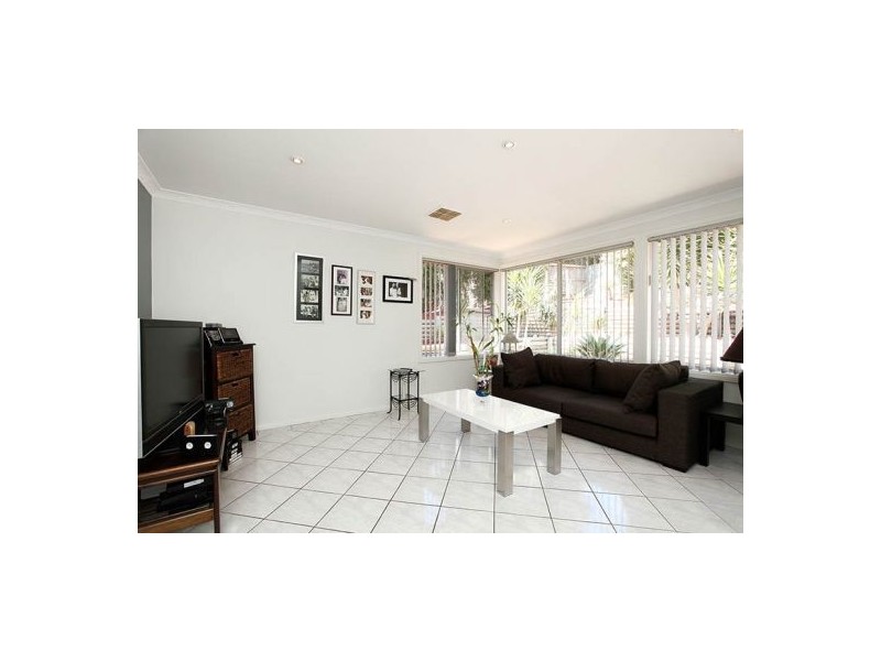 1 Croft Place, Glenwood NSW 2768