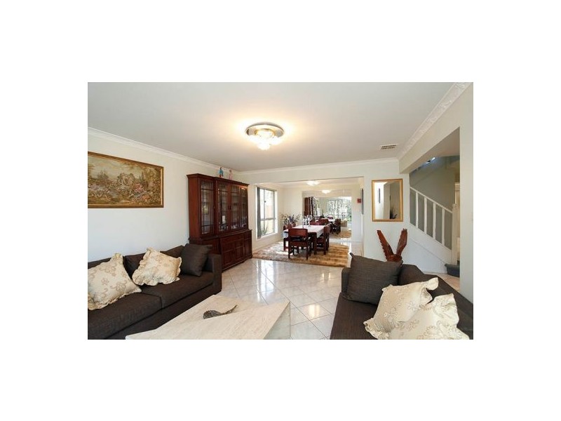 1 Croft Place, Glenwood NSW 2768