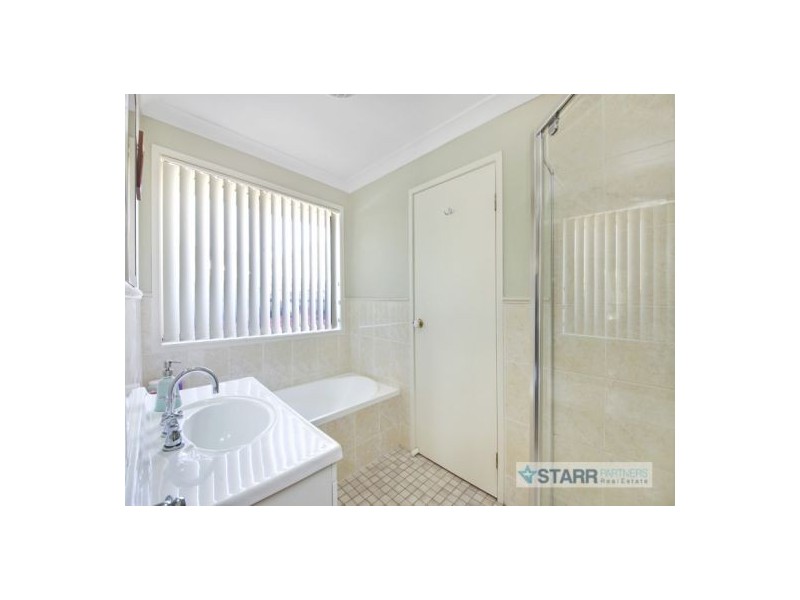 20 Farmer Close, Glenwood NSW 2768