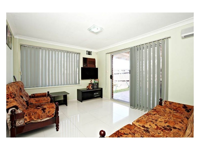 12  Redgum Circuit, Glendenning NSW 2761