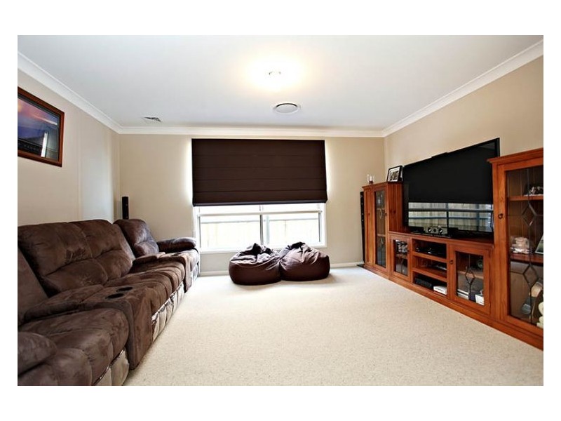 3 Flow Street, The Ponds NSW 2769