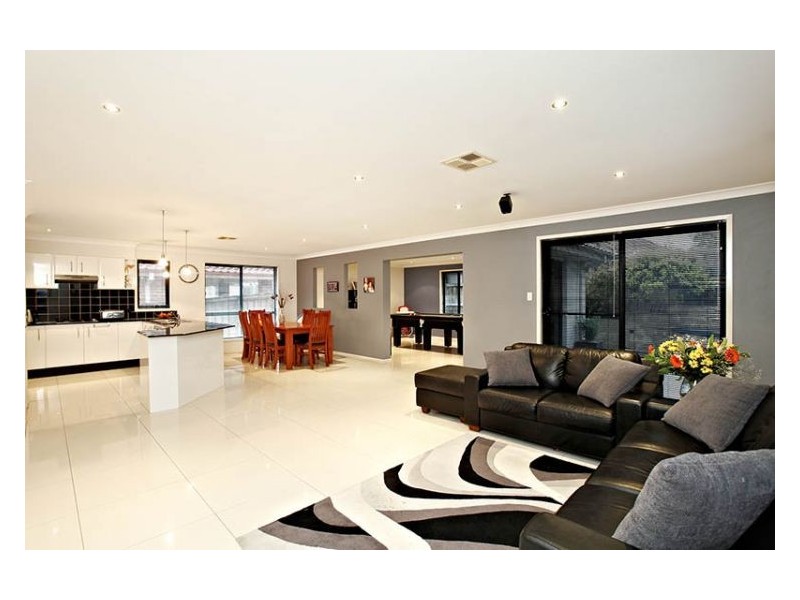 12 Ranleigh Circuit, Kellyville Ridge NSW 2155