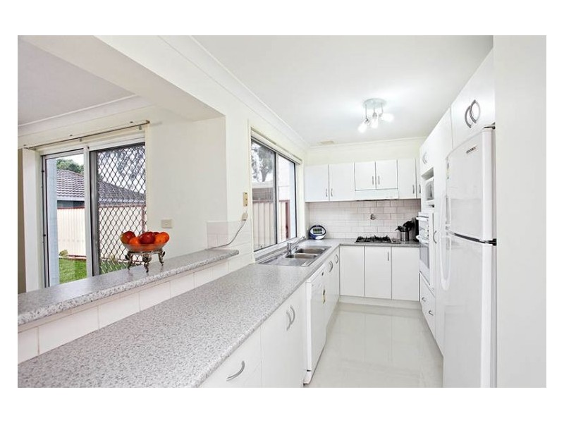 5 Giles Place, Plumpton NSW 2761