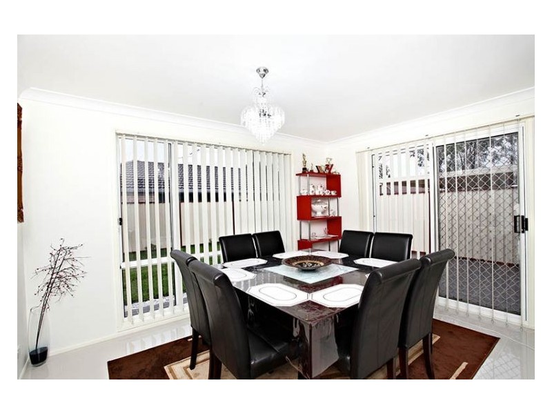 5 Giles Place, Plumpton NSW 2761