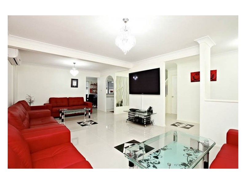 5 Giles Place, Plumpton NSW 2761