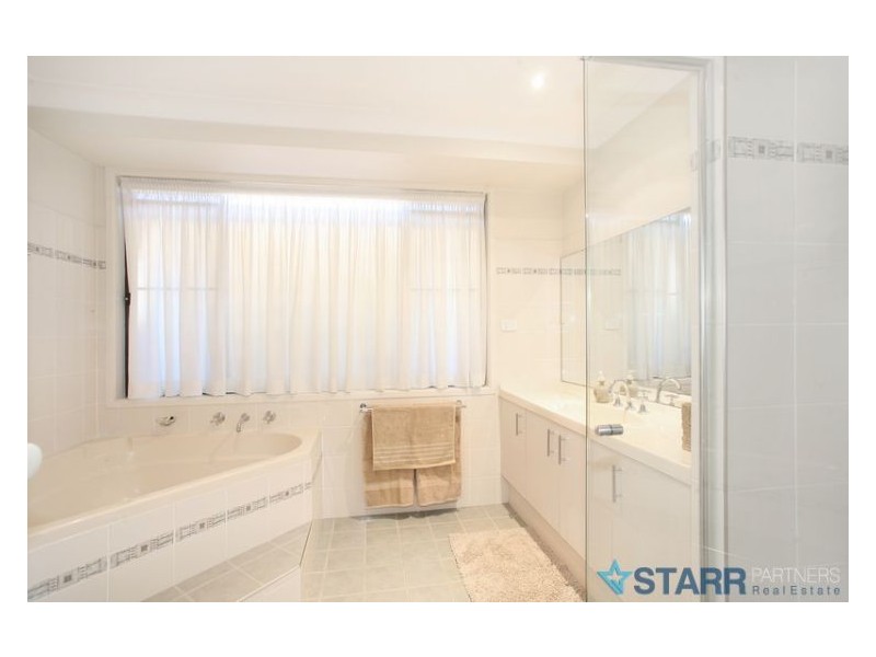 12 Errol Place, Quakers Hill NSW 2763