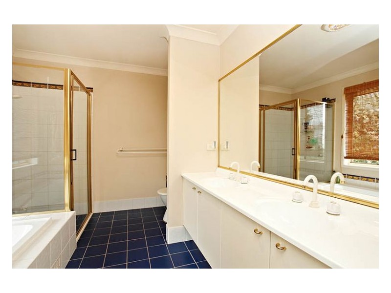 9 Blue Gum Grove, Glenwood NSW 2768