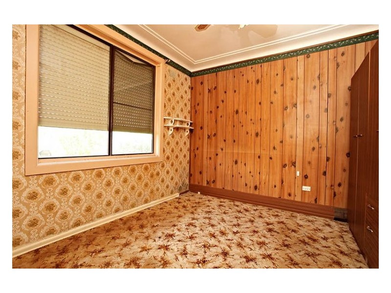 7 Charlton Road, Lalor Park NSW 2147