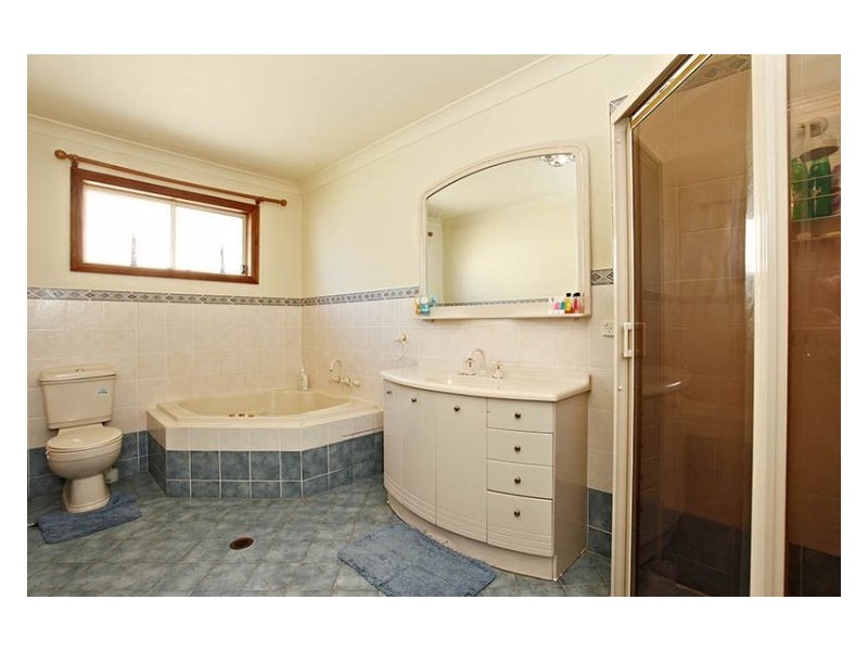 11 Strachan Court, Kellyville NSW 2155