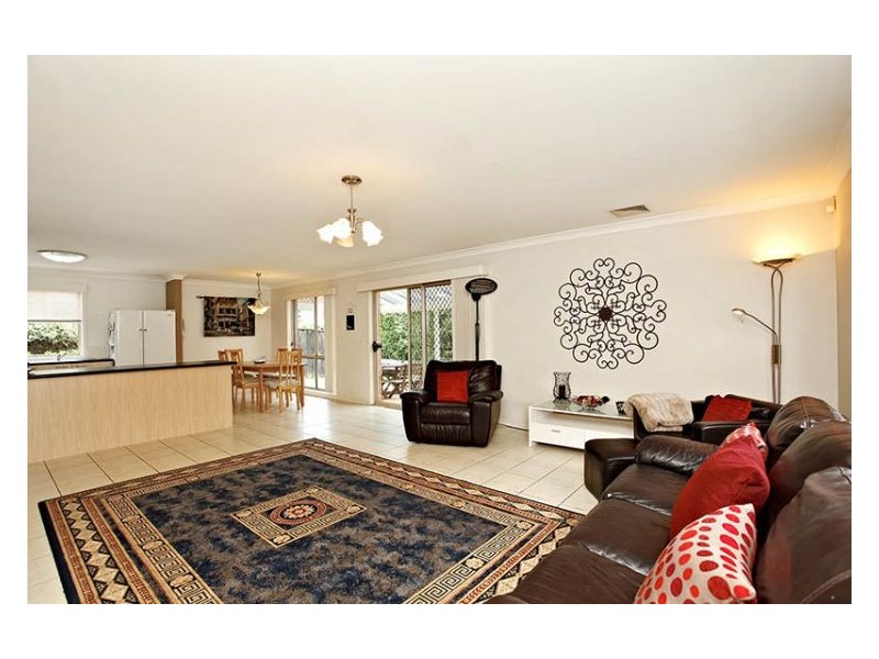 12 Macquarie Ave, Kellyville NSW 2155