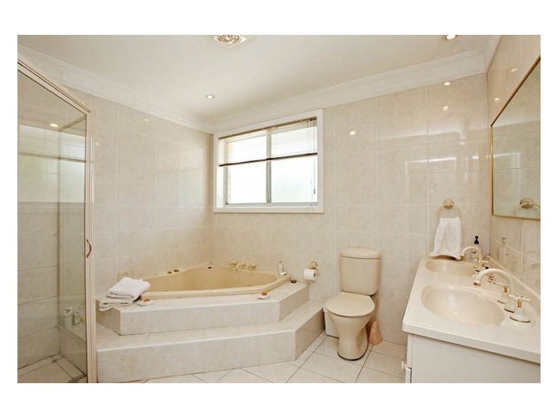 5. White Place, Castle Hill NSW 2154