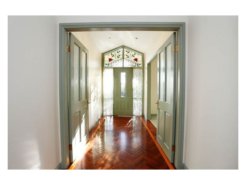 1 Olive Lee Street, Quakers Hill NSW 2763