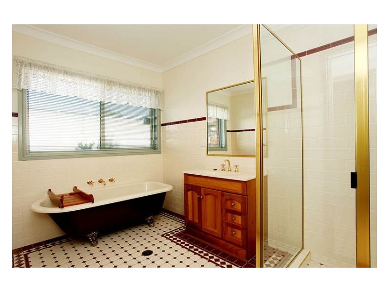 1 Olive Lee Street, Quakers Hill NSW 2763