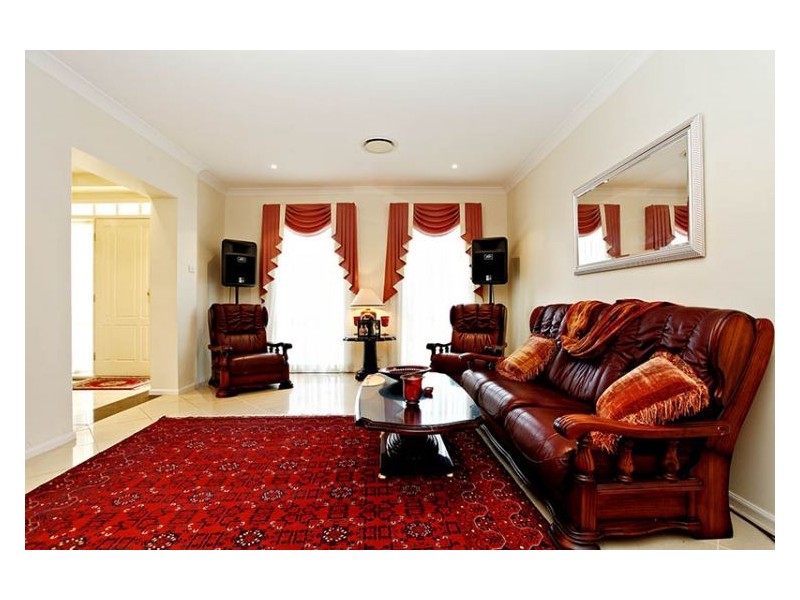 5 Emery Road, Beaumont Hills NSW 2155