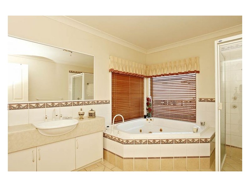 5 Emery Road, Beaumont Hills NSW 2155