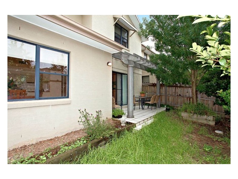 18. Chestnut Grove, Kellyville NSW 2155