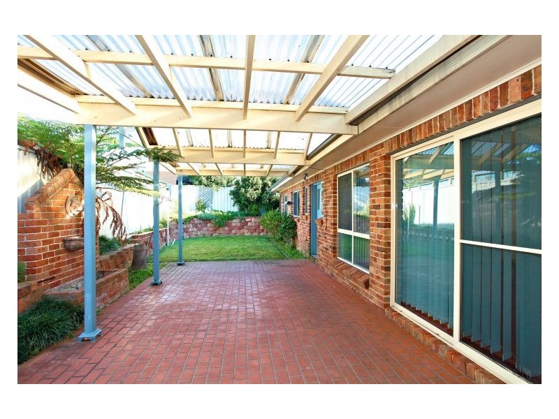 1 Olive Lee Street, Quakers Hill NSW 2763