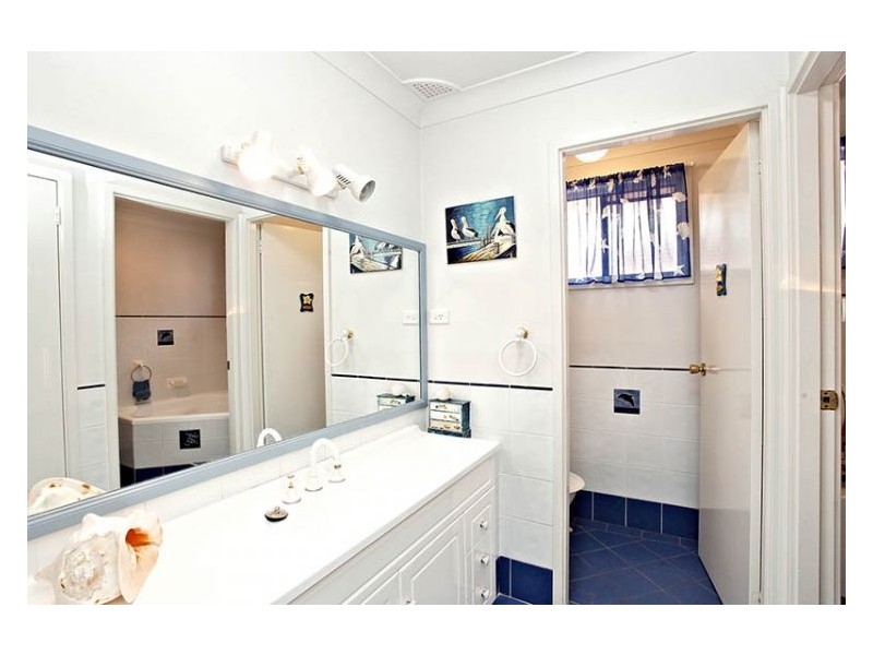 3 Canna Place, Quakers Hill NSW 2763