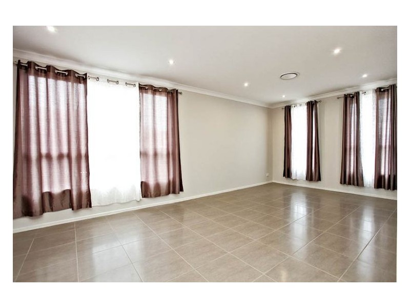 180 The Ponds Blvd, The Ponds NSW 2769
