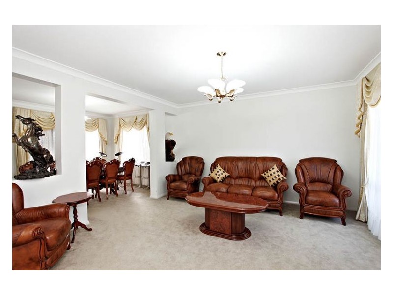 51 Kenford Circuit, Stanhope Gardens NSW 2768