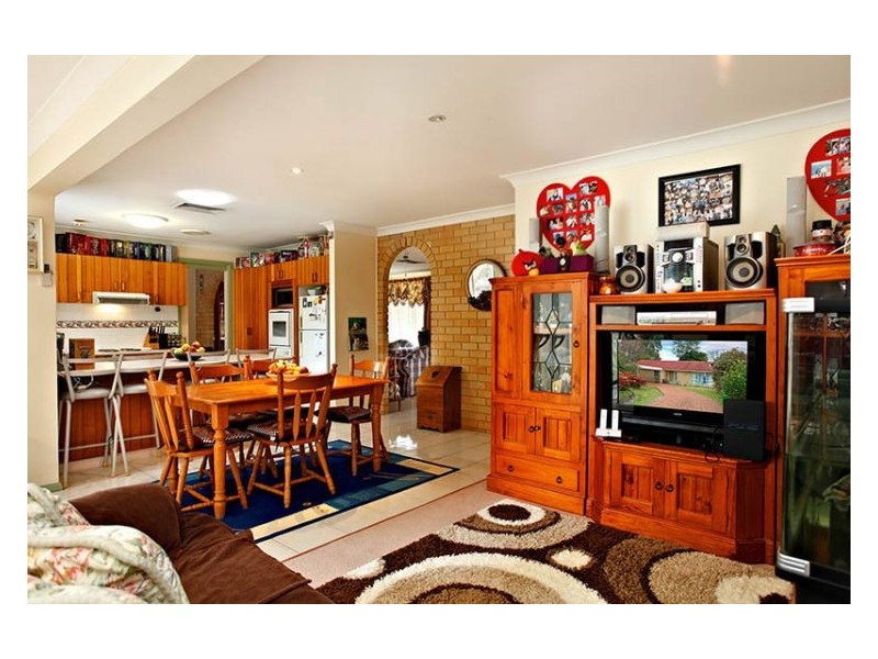 63 Joseph Banks Drive, Kings Langley NSW 2147