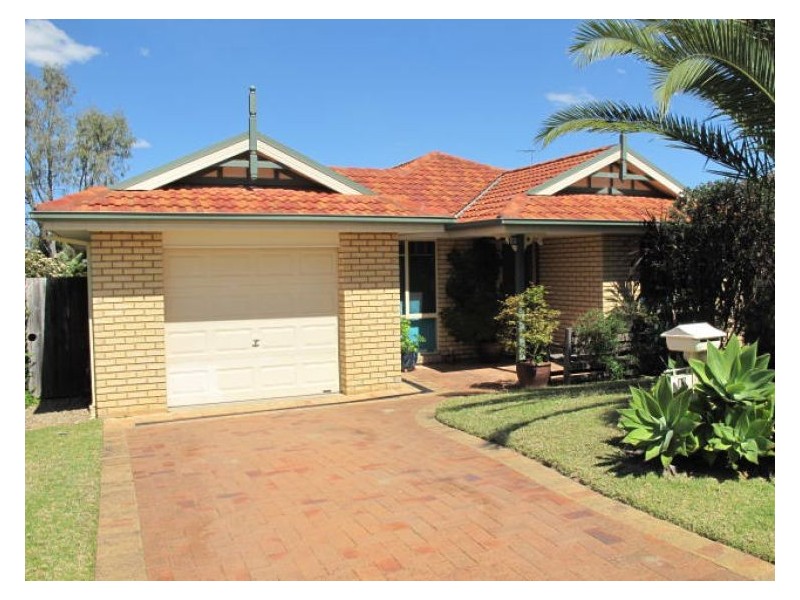 82 Phoenix Ave, Stanhope Gardens NSW 2768
