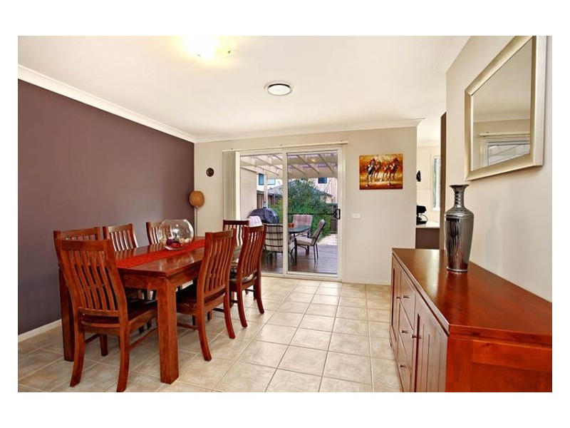 35 Tree Top Circuit, Quakers Hill NSW 2763