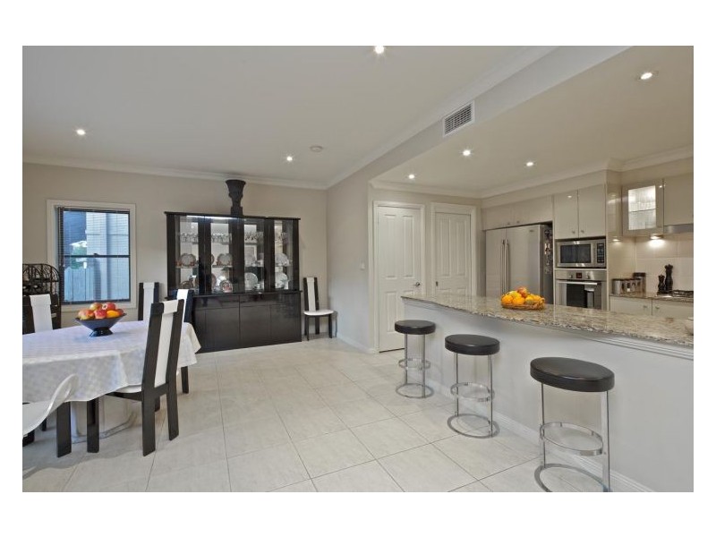 17 Chestnut Grove, Kellyville NSW 2155