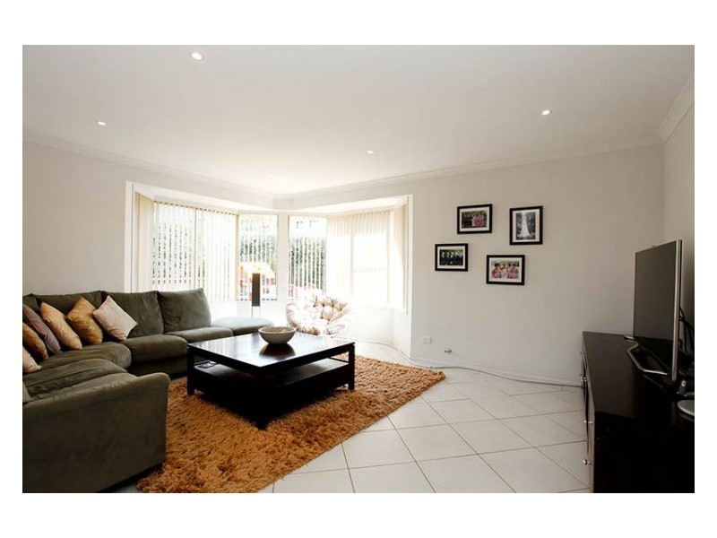 15 Purton Street, Stanhope Gardens NSW 2768