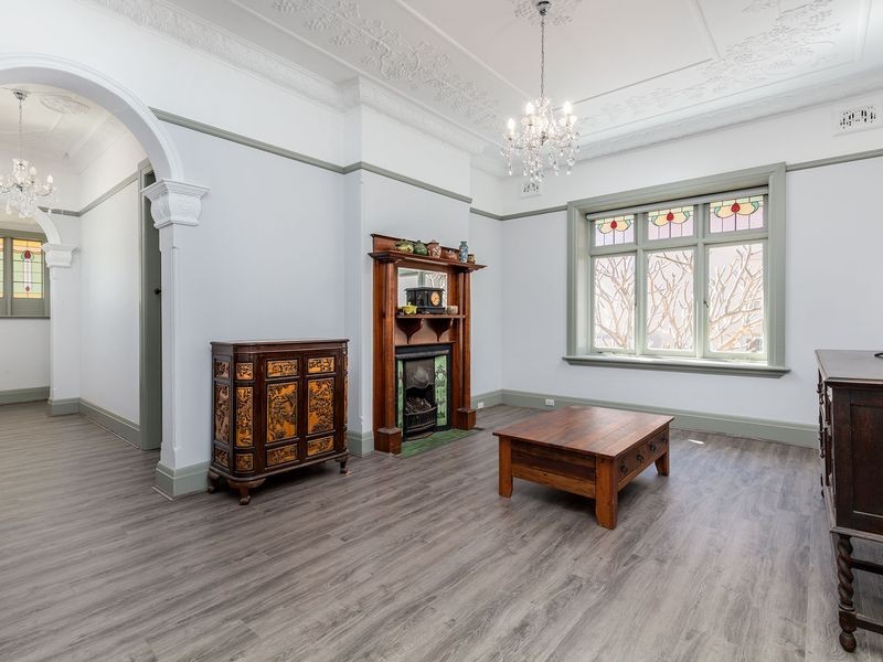 239 Raglan Street, Mosman NSW 2088