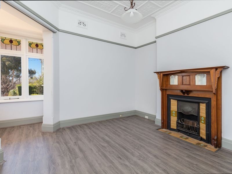 239 Raglan Street, Mosman NSW 2088