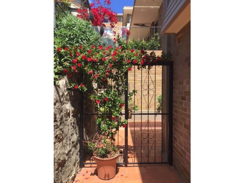 1/10 Warringah Road, Mosman NSW 2088