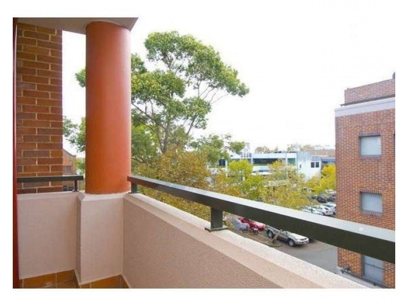 49/4-8 Waters Road, Neutral Bay NSW 2089